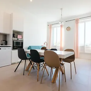  Appartement La Major France